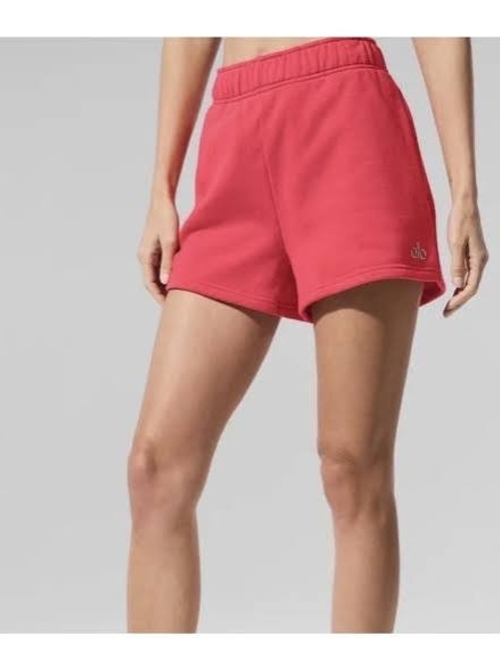Alo Accolade Short in Candy Red sz LARGE